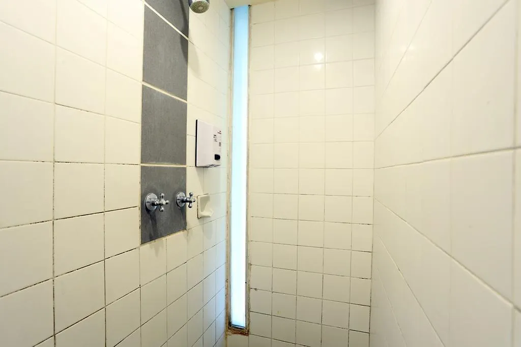 Reddoorz Plus Near Kuta Square 3*, Kuta (Bali) Indonesia