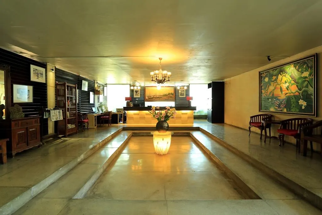 Reddoorz Plus Near Kuta Square Kuta (Bali)