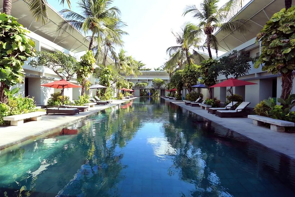 Hotel Reddoorz Plus Near Kuta Square