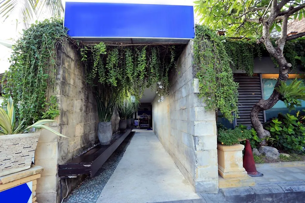 Reddoorz Plus Near Kuta Square 3*, Kuta (Bali) Indonesia
